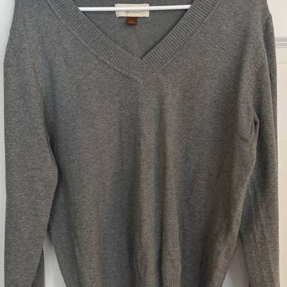 Sonoma Large Gray light sweater
